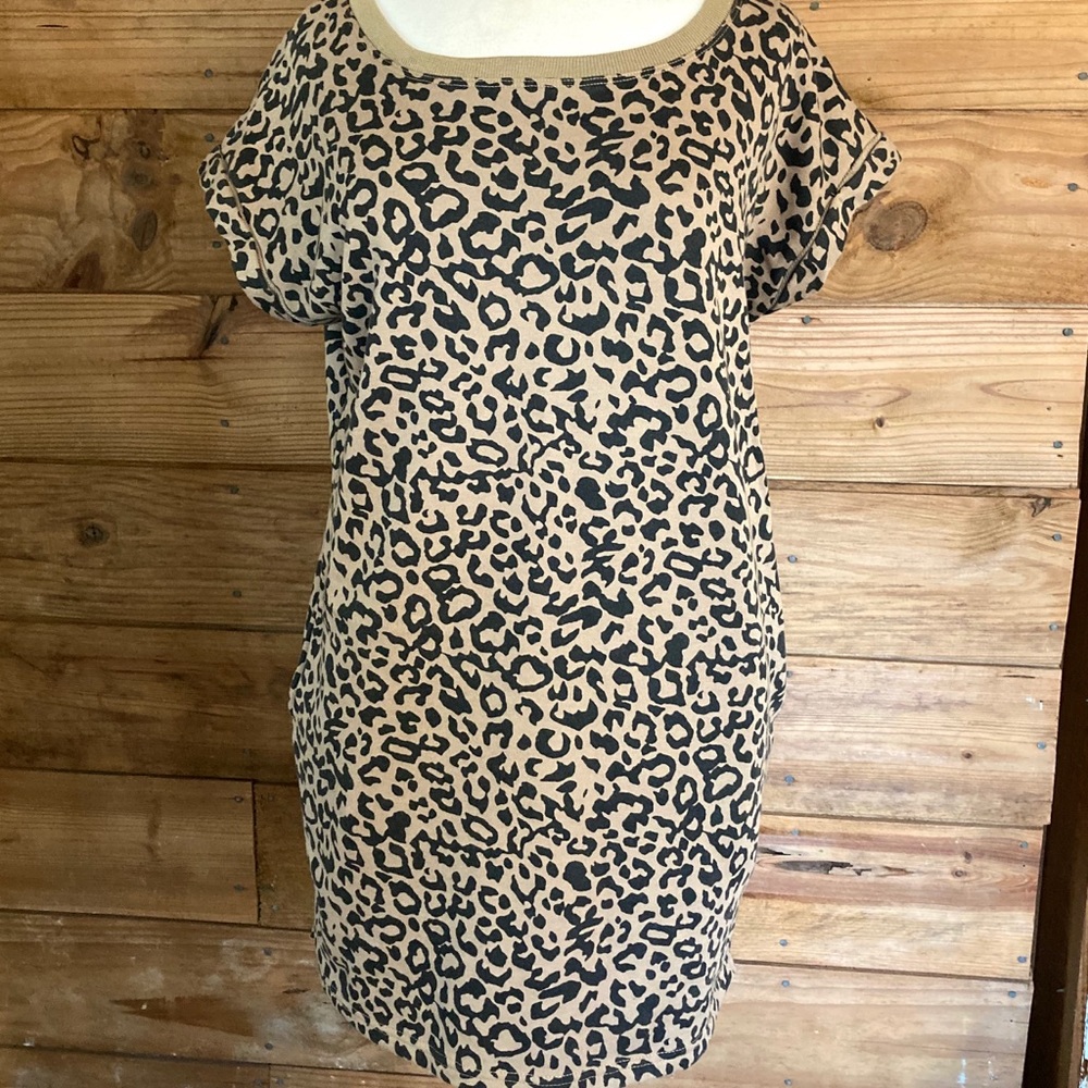 Ellison leopard print sweatshirt mini dress or tunic size Medium